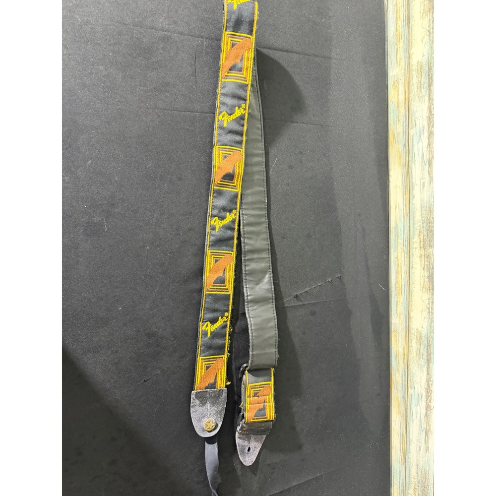 Fender Guitar‎ Strap Adjustable Black Yellow EUC Vintage Monogram Woven Logo